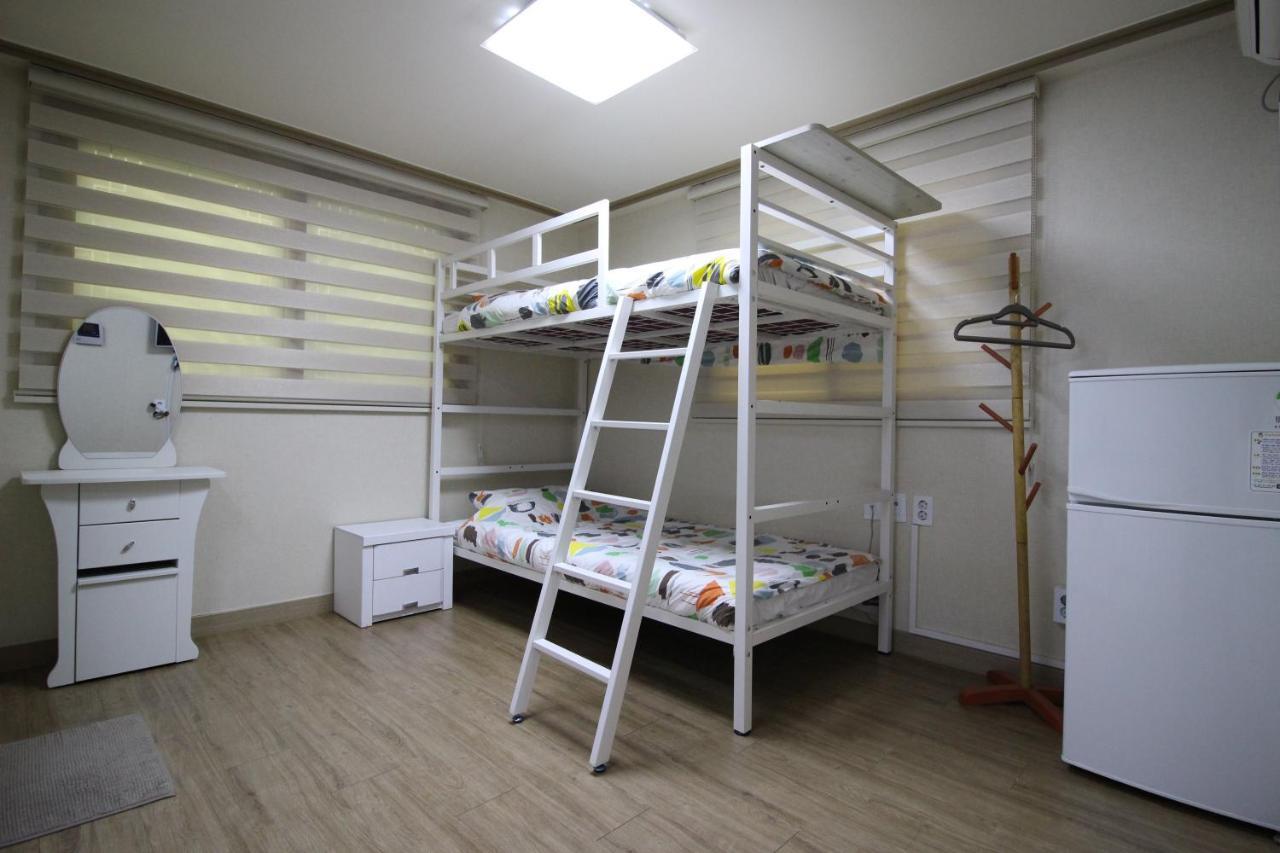 Bunk Guesthouse Hongdae2 Σεούλ Εξωτερικό φωτογραφία